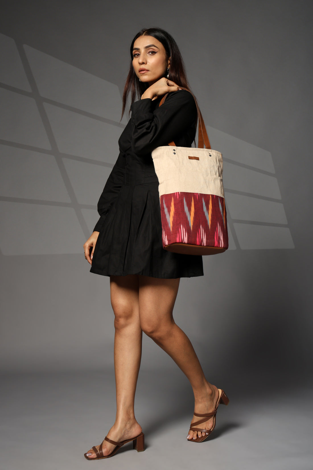 ENSAC Men & Women Red Bottle Bag