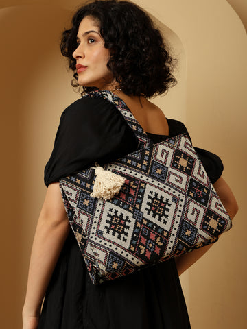 Bohemian Woven Geometric Pattern Tote Bag with Tassel