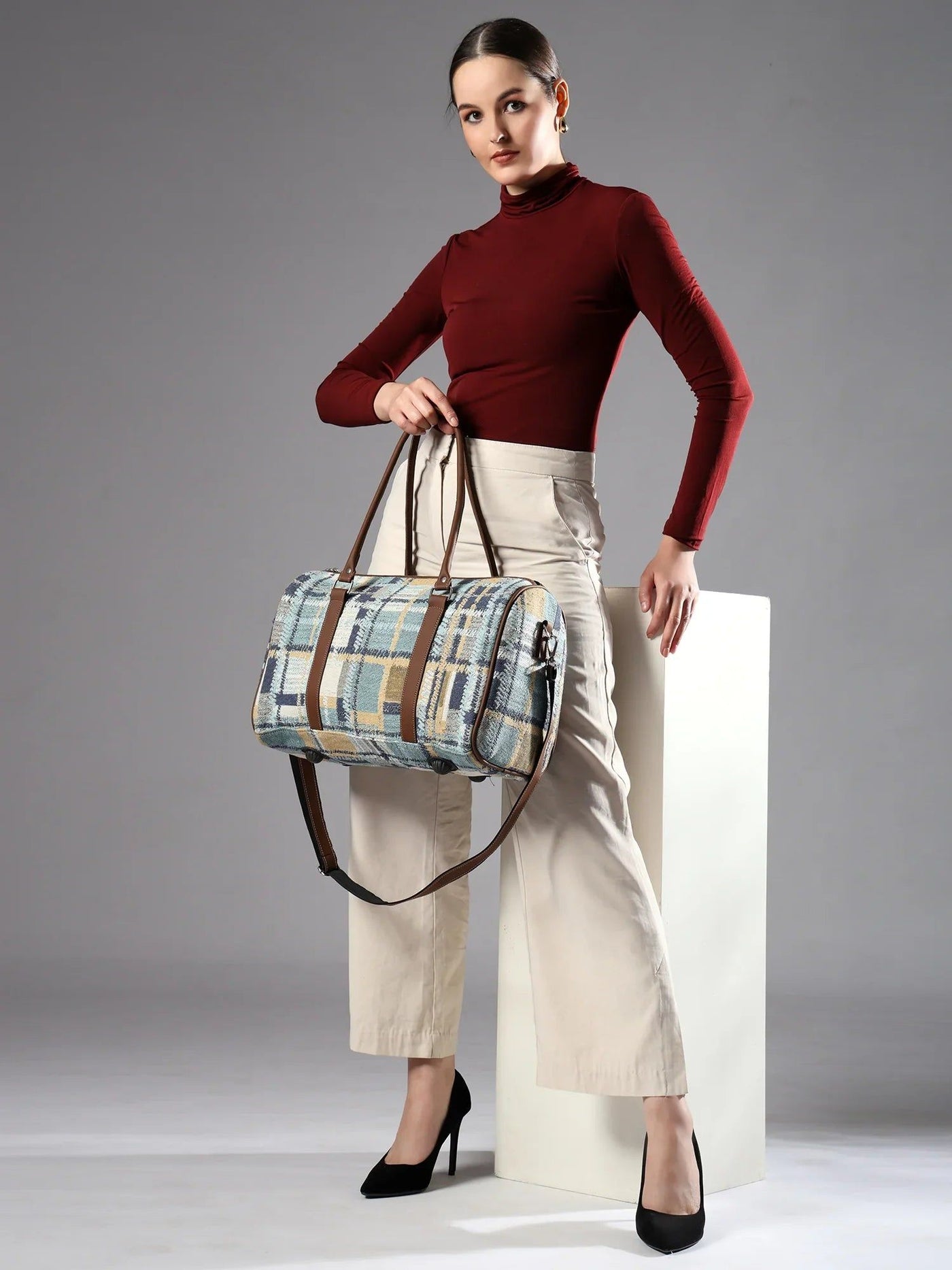 Cotton/Jacquard Travelling Duffel Bags for Men and Women