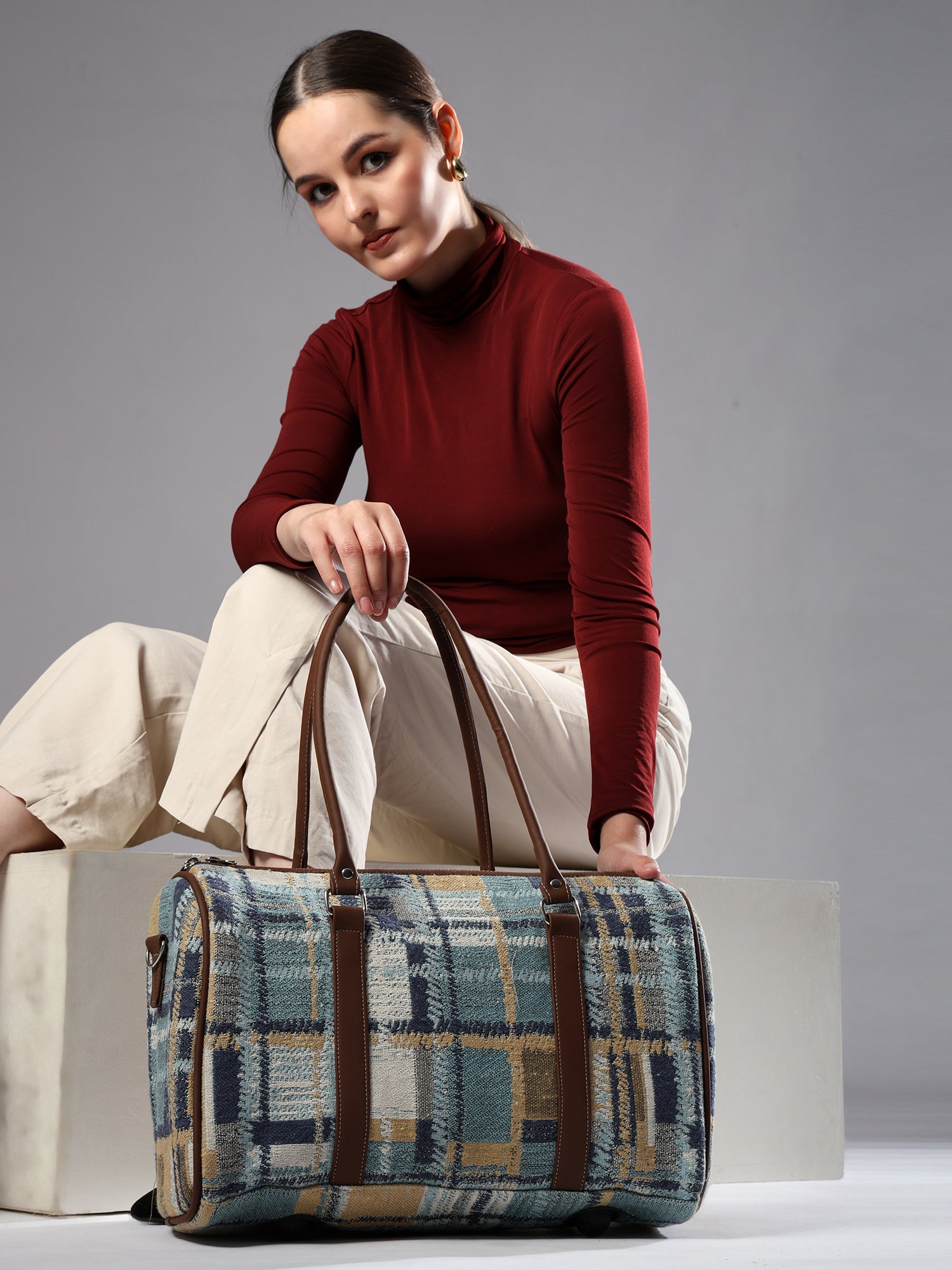 Cotton/Jacquard Travelling Duffel Bags for Men and Women