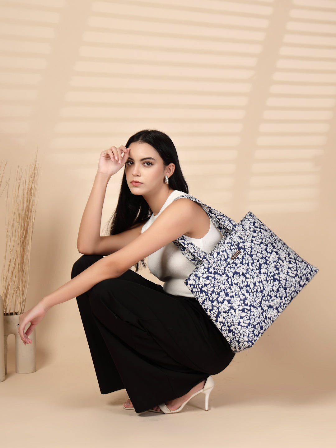 Ensac Women’s Floral Print Tote Bag | Lightweight Handbag with Zipper Closure