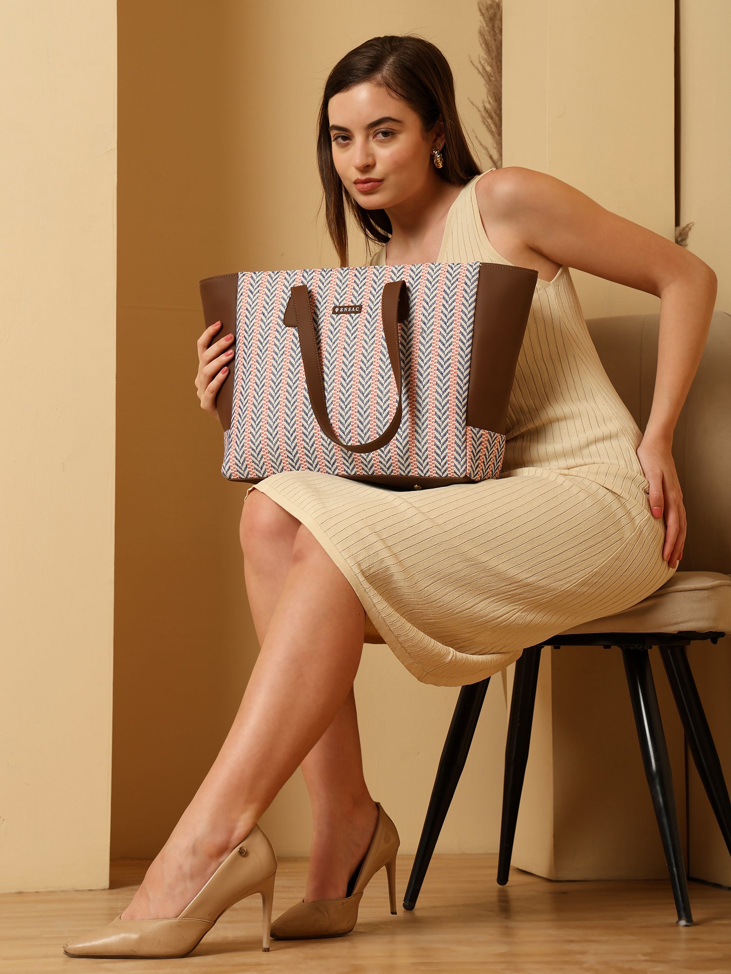 ENSAC Kala Blue Arrow Printed Tote Bag – Stylish, Durable & Everyday Use