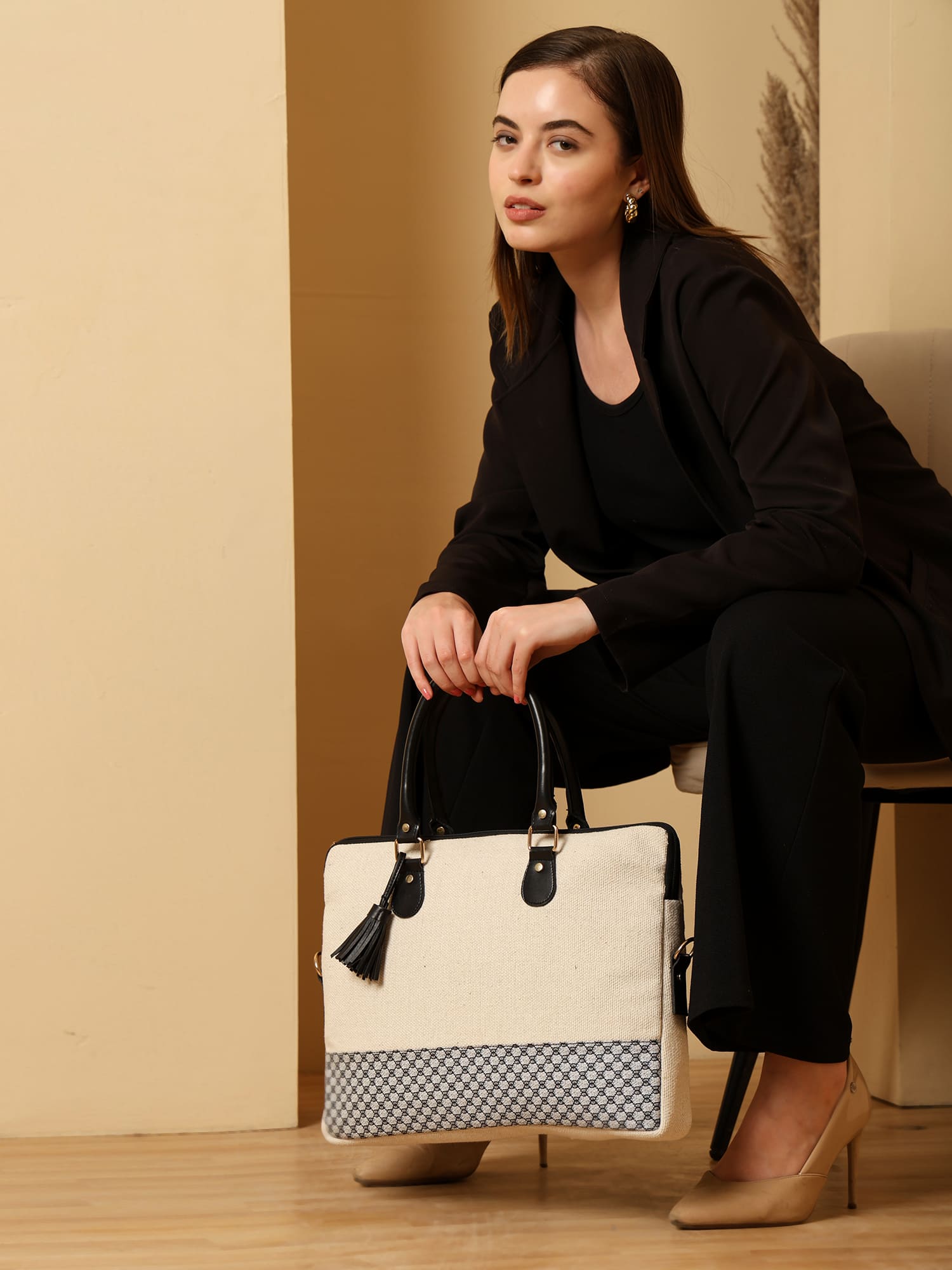 ENSAC Helium Series Laptop Bag – White & Black