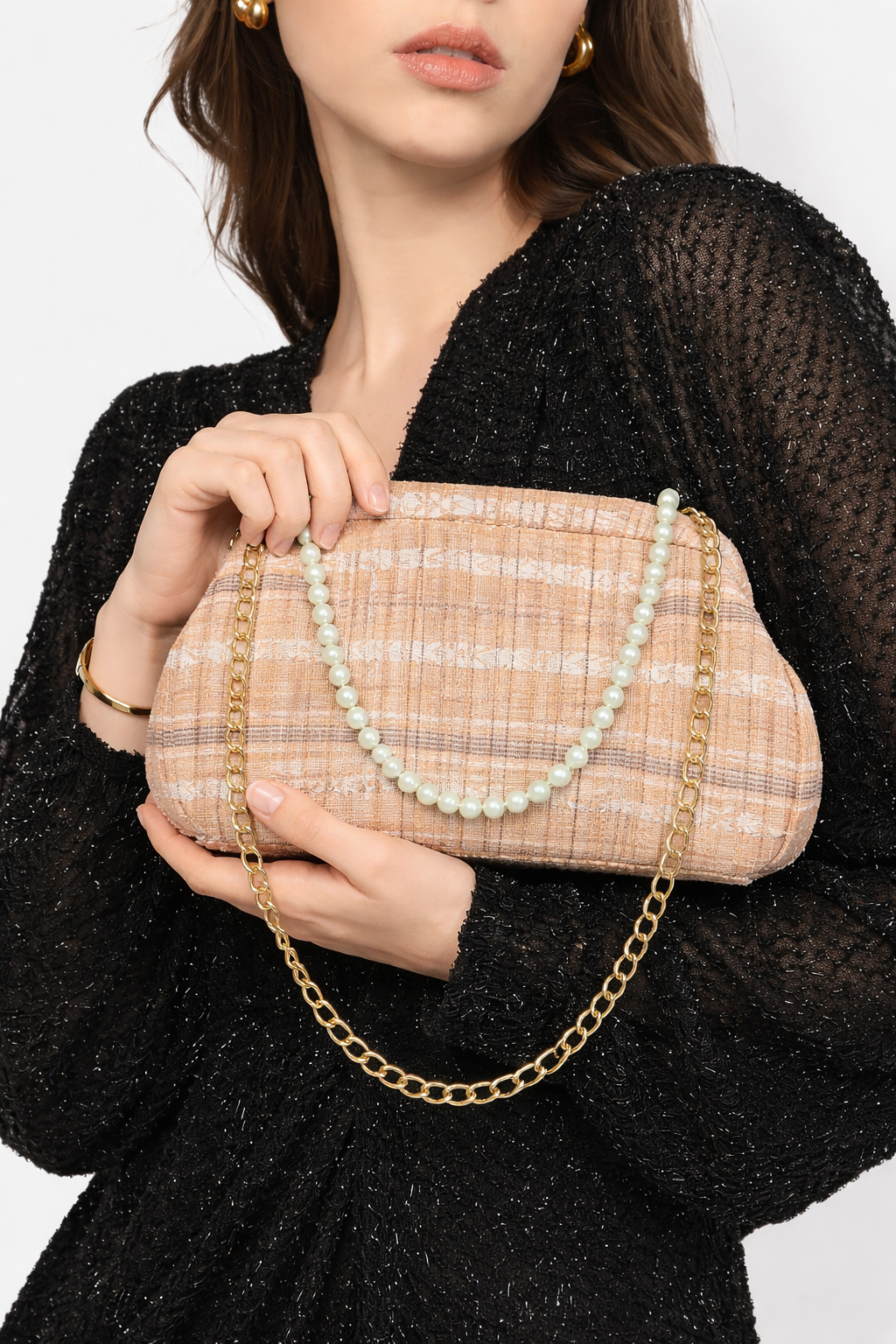 Elegant Textured Chain Clutch Bag for Women – Party & Evening Sling Purse