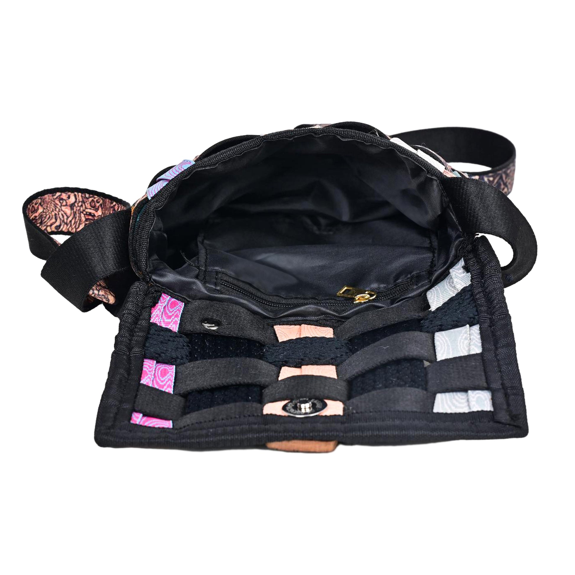 Black Premium Style Niwar Sling Bag