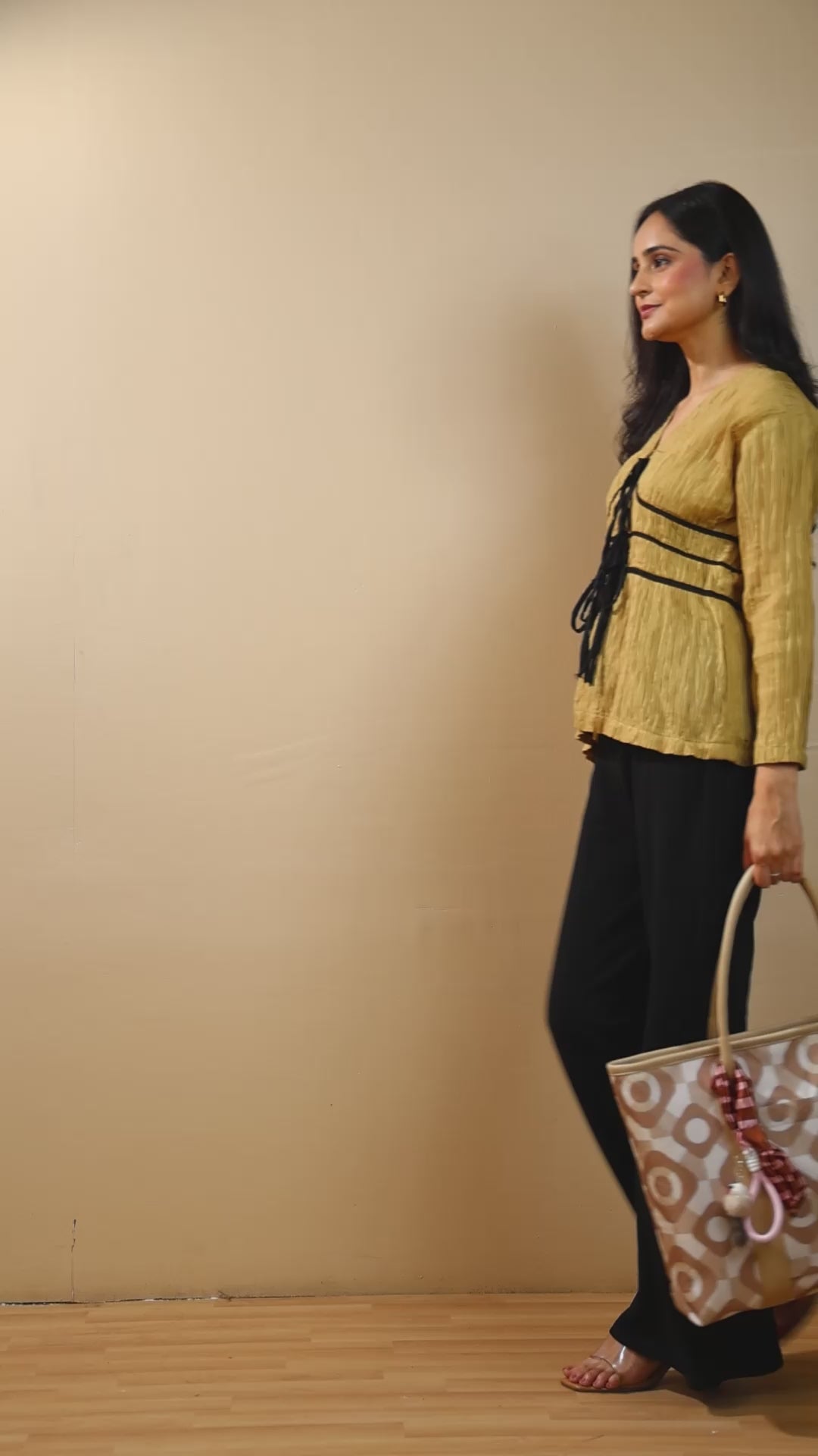 Women’s Jute Tote Bag with Laptop Sleeve